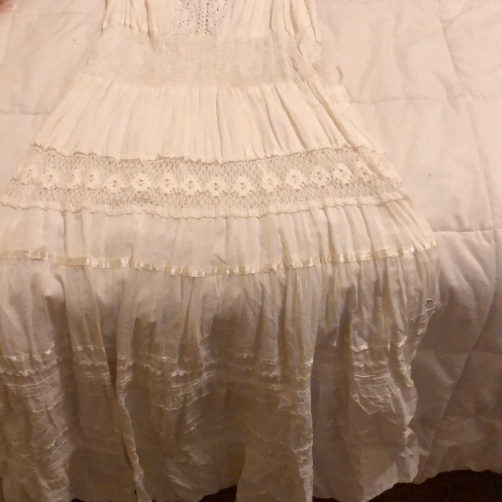 Embroidered Flow Dress - Picture 2 of 2